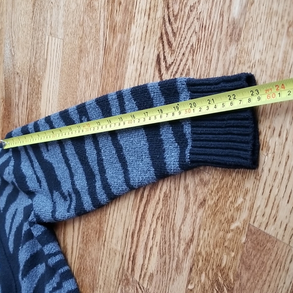 (M) Ovla Animal Print Cozy Knit Long Hooded Cardigan Fall Winter Long Sleeve - Picture 7 of 9